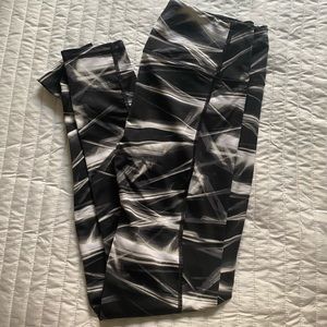 Victoria’s Secret fun workout pants size medium
